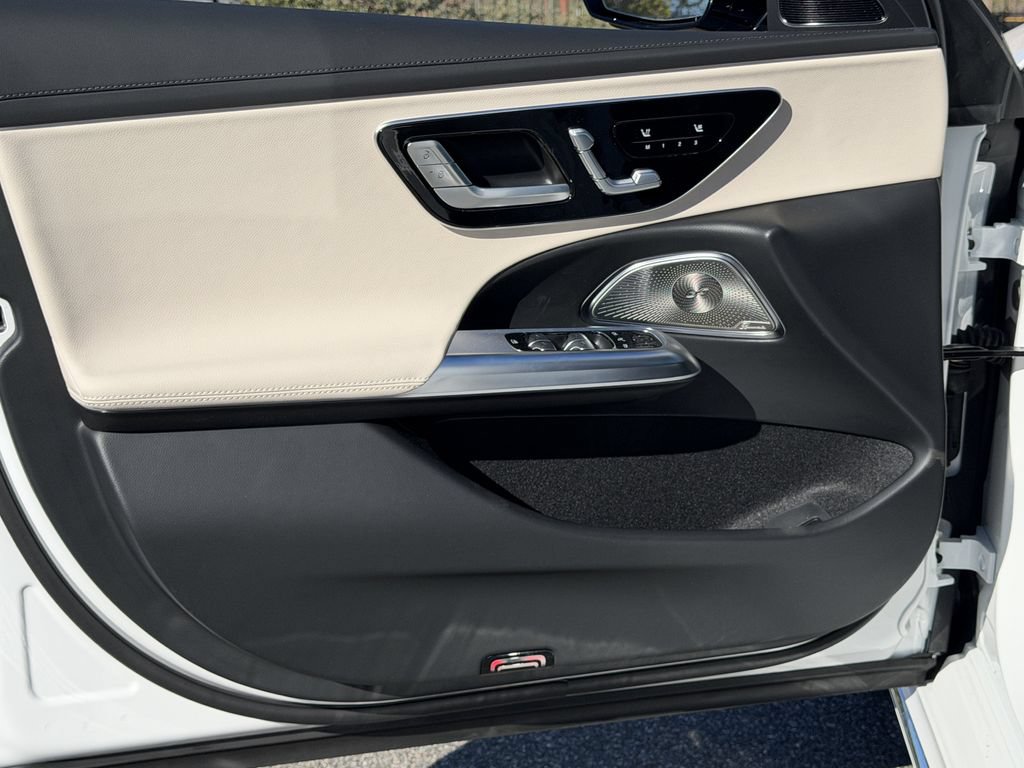 New 2026 Mercedes-Benz E 450 4MATIC Sedan image 16