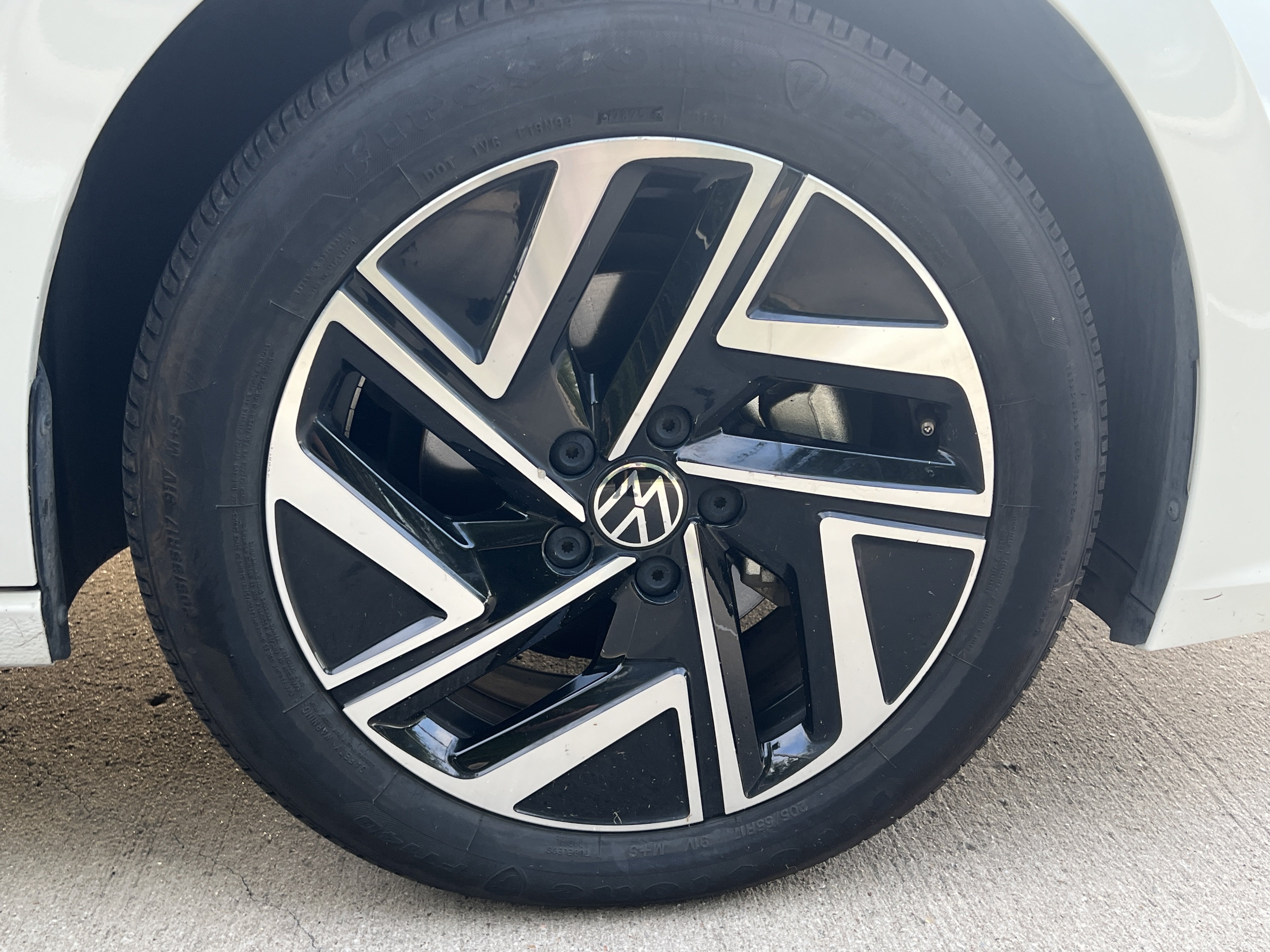 Certified 2022 Volkswagen Jetta SEL FWD image 11