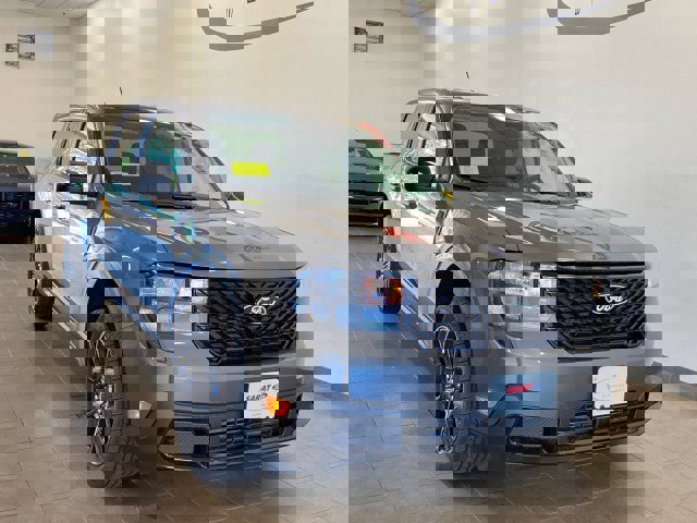 New 2025 Ford Maverick XLT w/ Black Appearance Package image 2