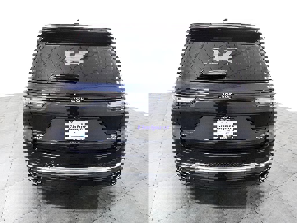 Used 2022 Jeep Grand Cherokee Summit image 5