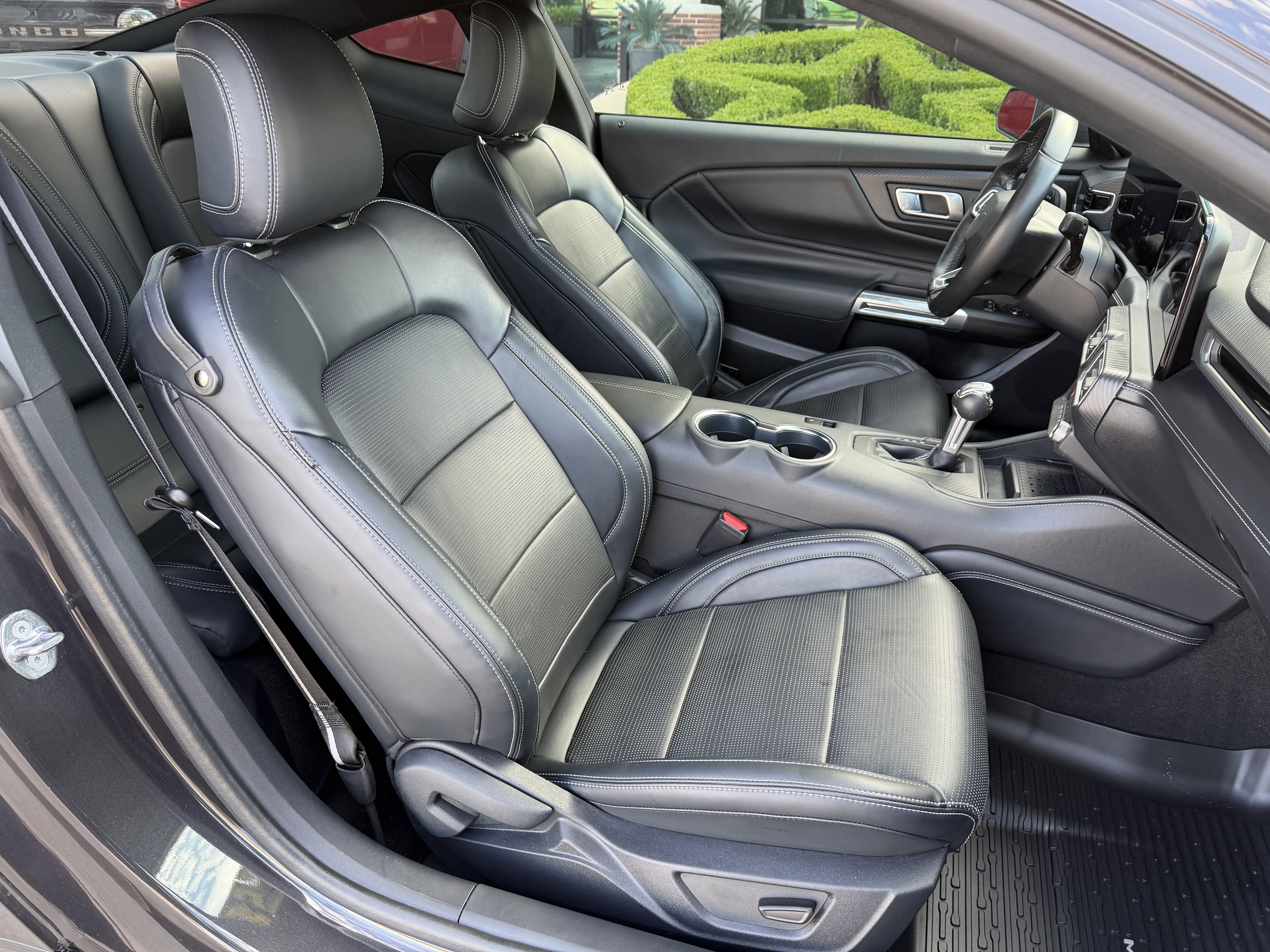 Certified 2024 Ford Mustang Premium RWD image 31