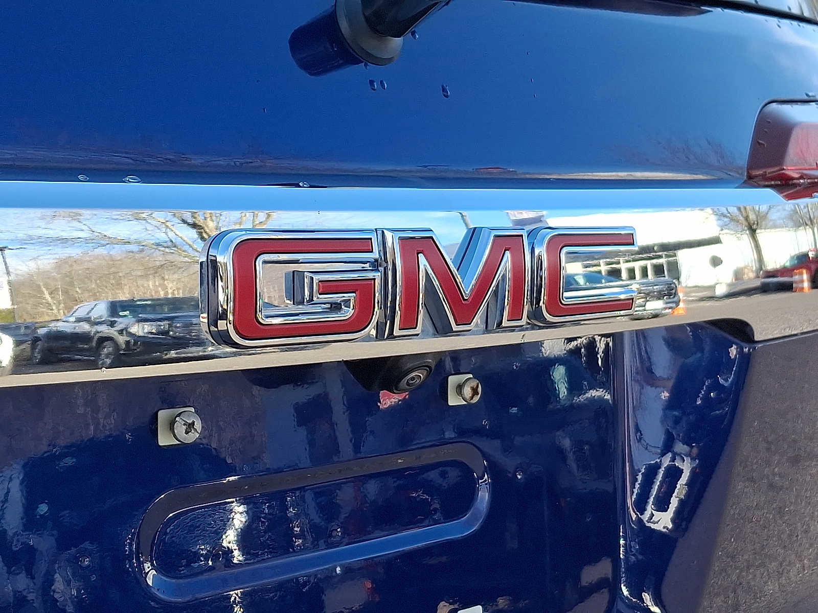 Certified 2023 GMC Acadia SLE w/ Driver Convenience Package image 34