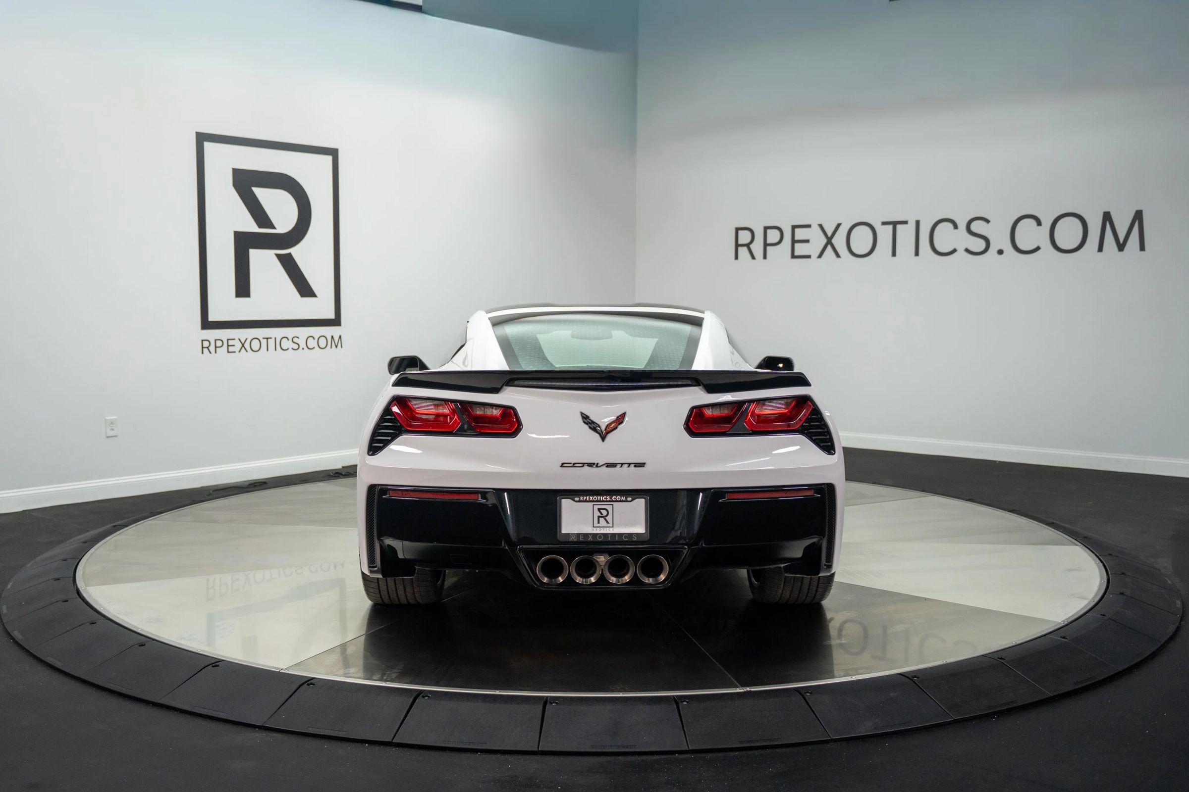 Used 2016 Chevrolet Corvette Stingray Coupe w/ 3LT Preferred Equipment Group image 10