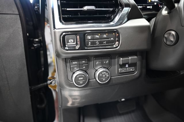New 2026 GMC Yukon XL Denali w/ Denali Reserve Package AWD/4WD image 29