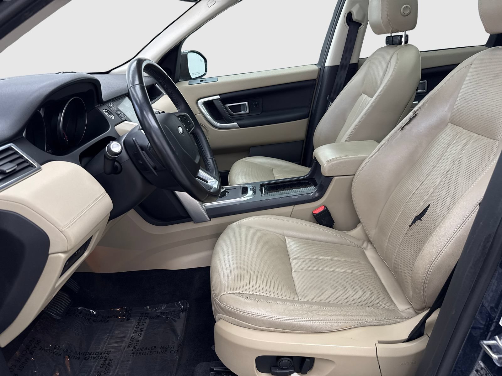 Used 2019 Land Rover Discovery Sport AWD/4WD image 17