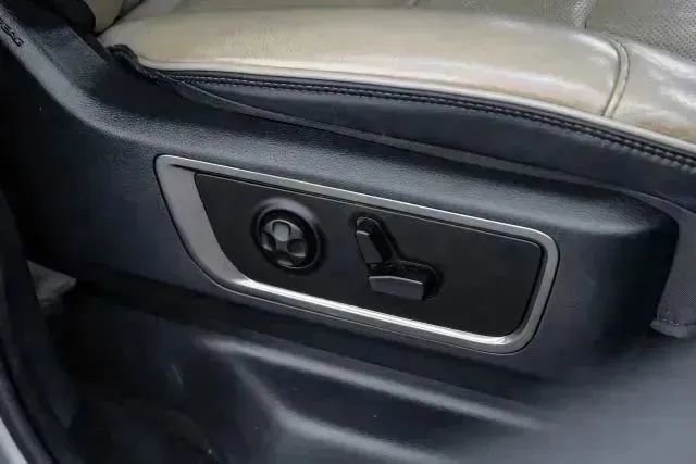 Used 2019 RAM 1500 Limited w/ Advanced Safety Group AWD/4WD image 40