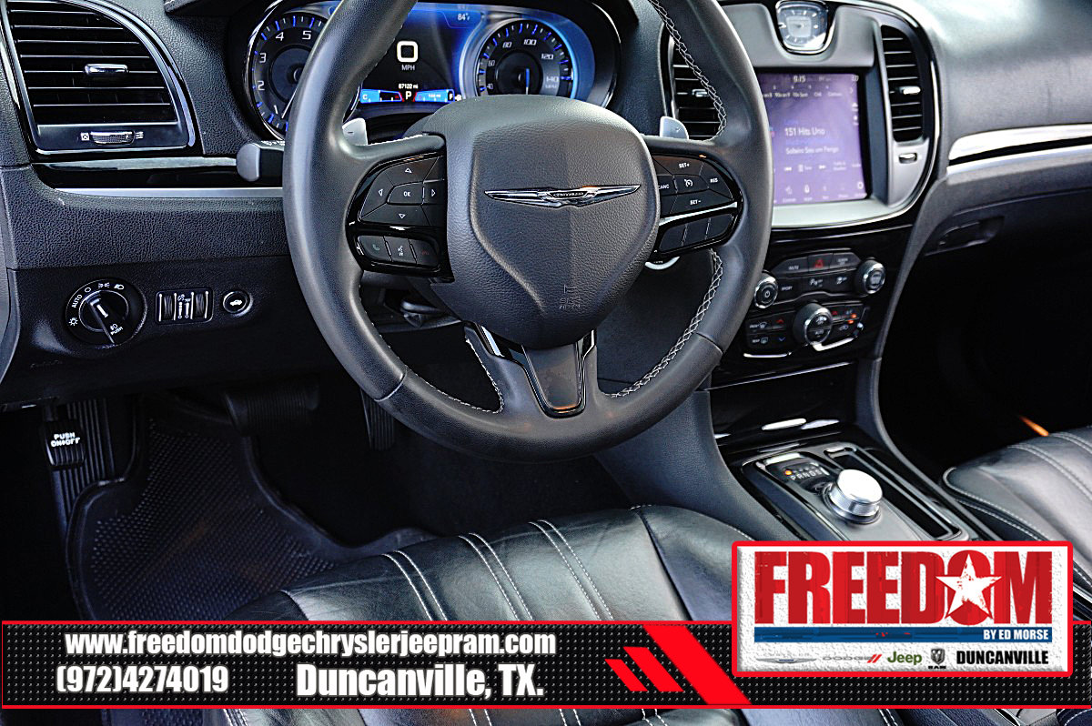 Used 2023 Chrysler 300 S RWD image 26