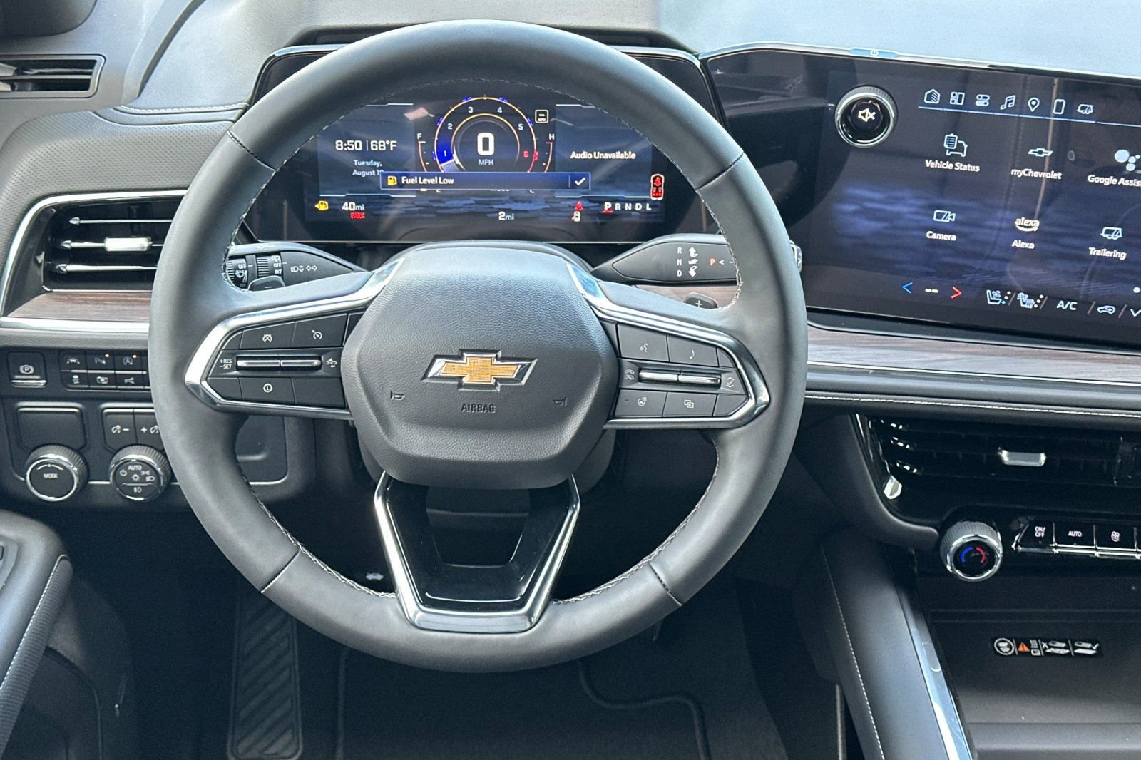 New 2025 Chevrolet Suburban Premier image 14