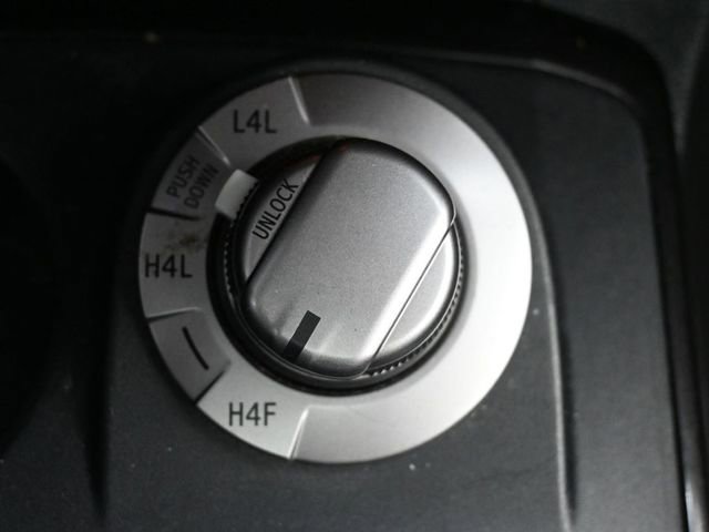 Used 2019 Toyota 4Runner Limited image 31