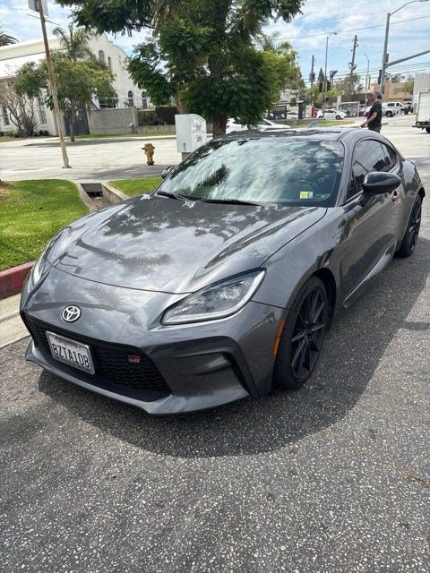 Used 2022 Toyota GR86 Premium w/ ALL Weather Mat Package (TMS) RWD image 1