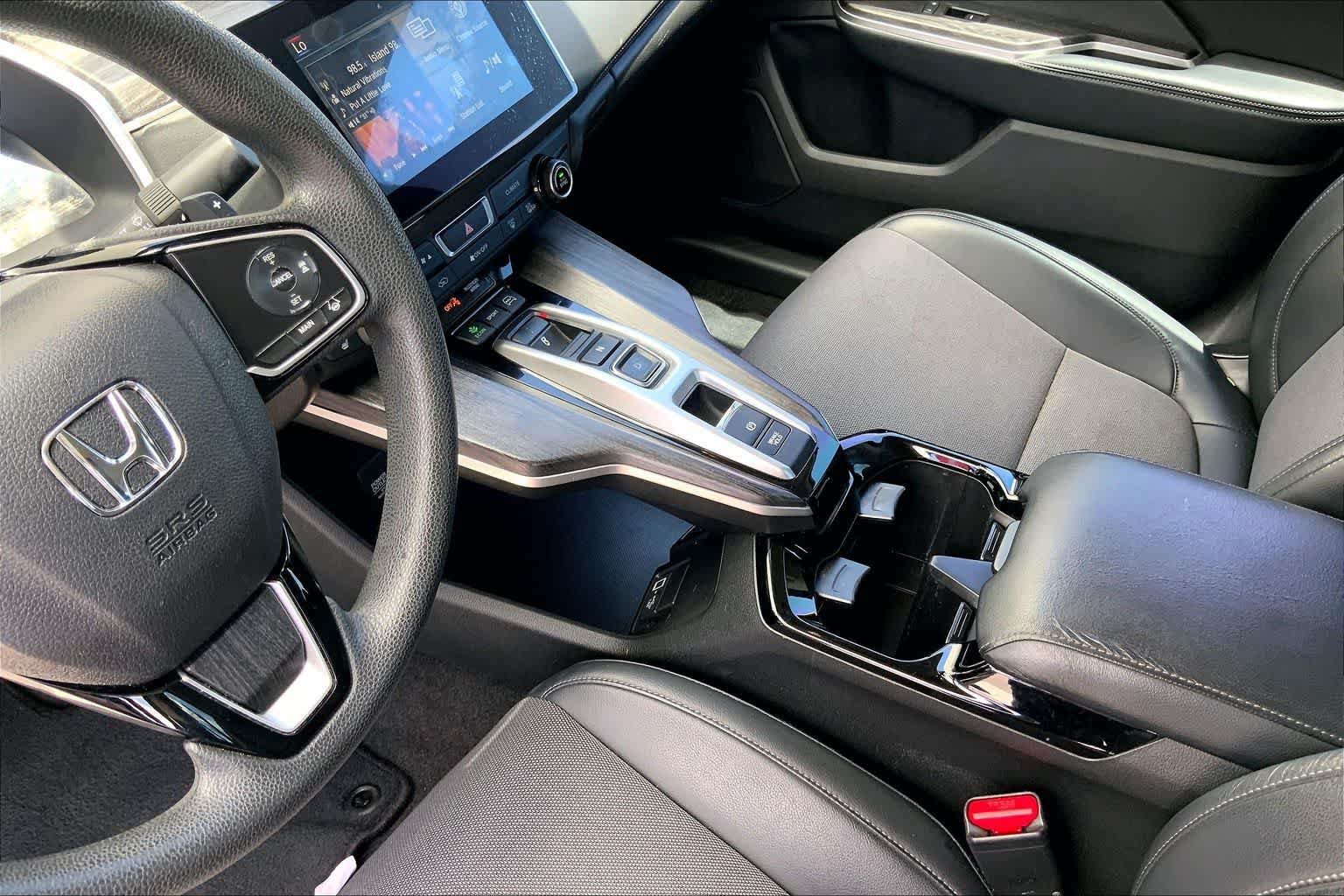Used 2018 Honda Clarity Plug-In Hybrid image 16