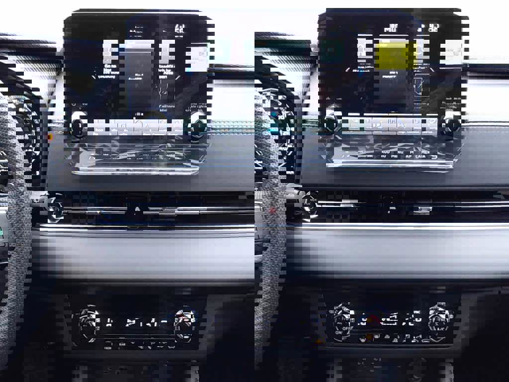 New 2025 Mitsubishi Outlander SE image 8