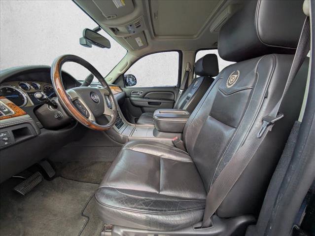 Used 2014 Cadillac Escalade ESV Platinum image 14