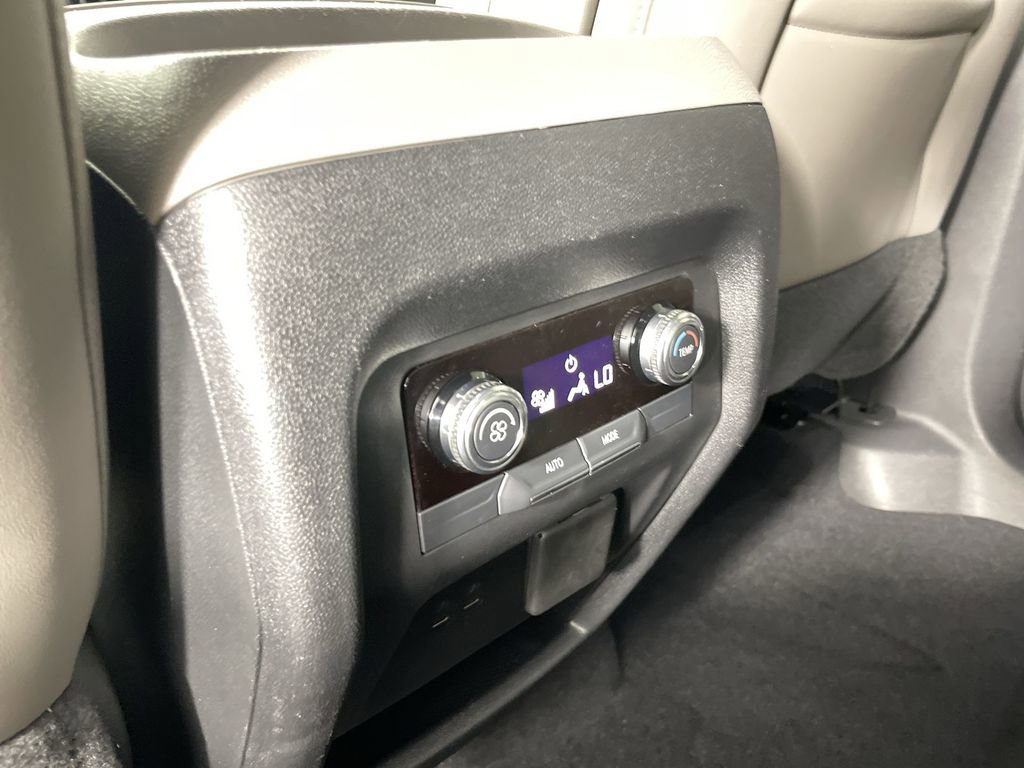 Used 2024 GMC Acadia Elevation image 20