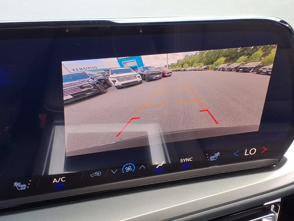New 2026 Chevrolet Traverse LT AWD/4WD image 25