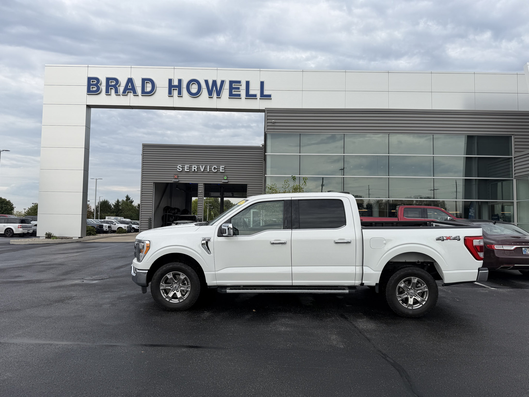 Used 2022 Ford F150 Lariat AWD/4WD image 1