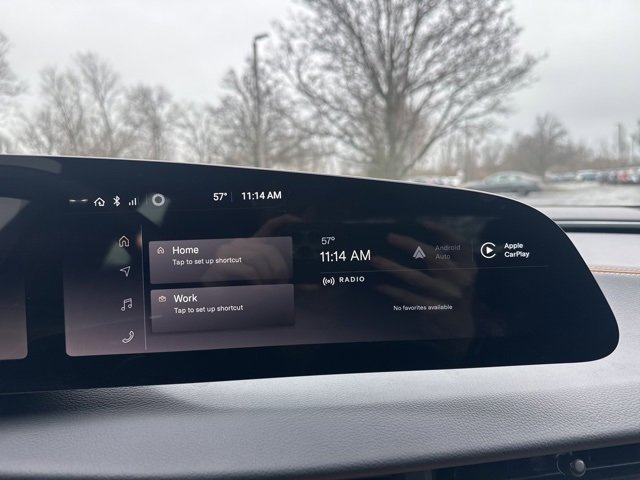 Used 2024 Lucid Air Touring image 18