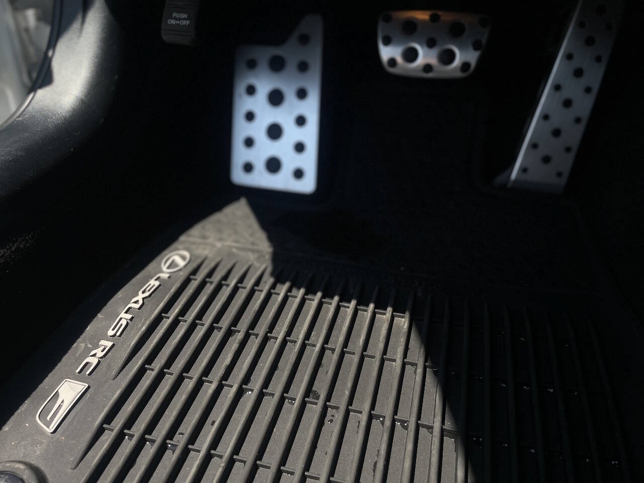 Used 2015 Lexus RC F w/ Premium Package RWD image 22