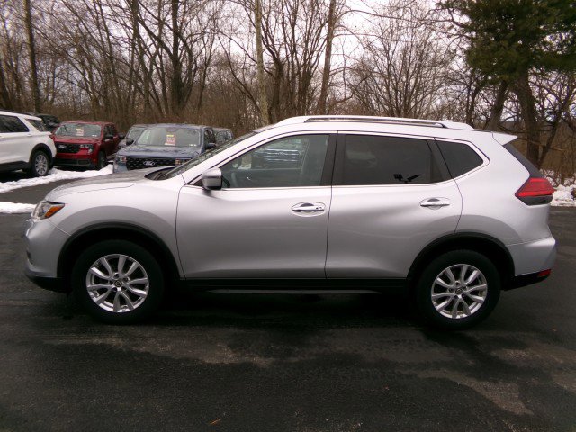 Used 2017 Nissan Rogue SV image 6