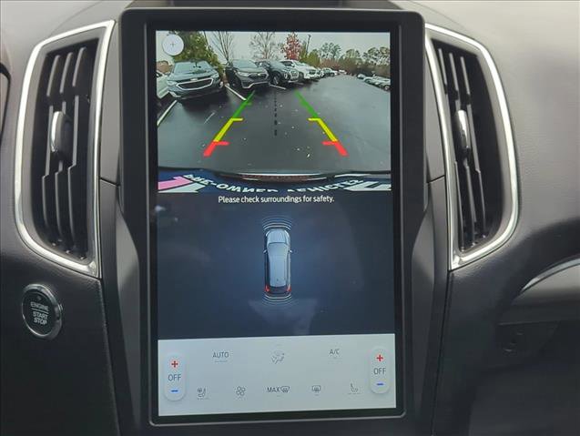 Used 2024 Ford Edge Titanium image 14