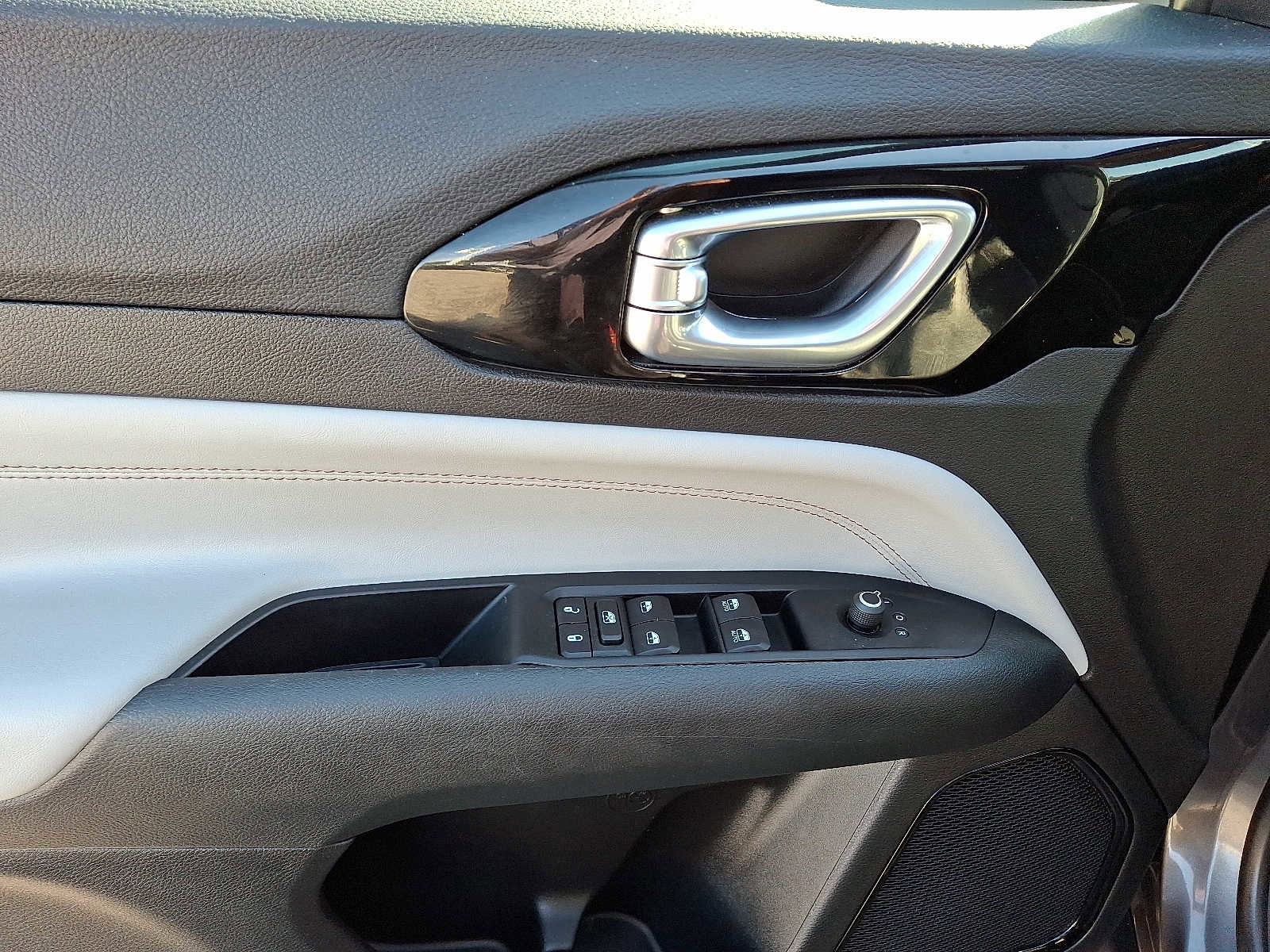 Certified 2022 Jeep Compass Limited image 13