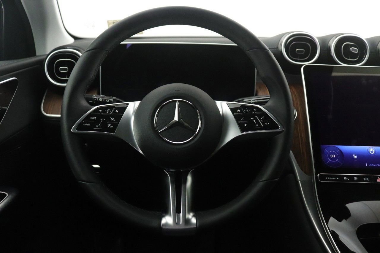 Certified 2025 Mercedes-Benz GLC 350e 4MATIC image 9