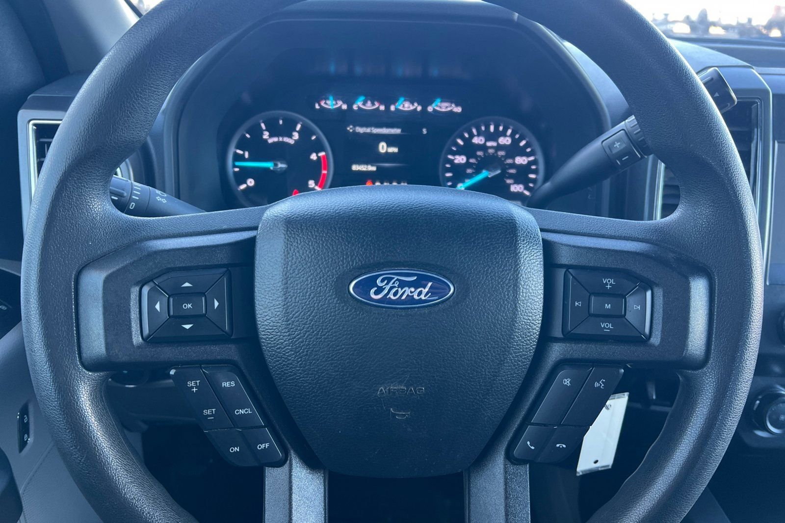 Used 2022 Ford F350 XLT AWD/4WD image 22