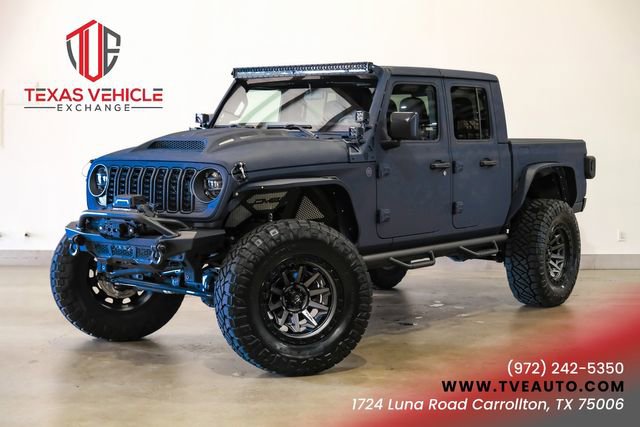 Used 2025 Jeep Gladiator Sport AWD/4WD image 1