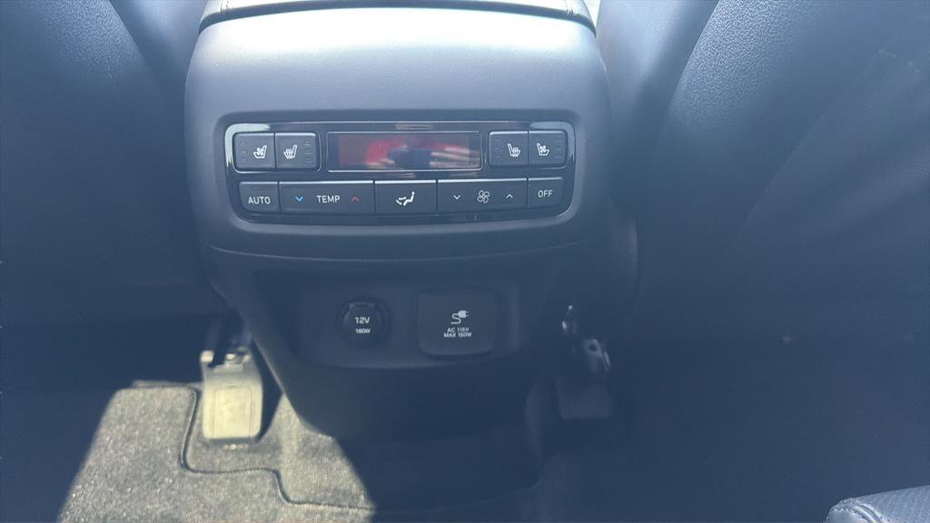 Used 2023 Hyundai Palisade SEL w/ Premium Package image 26