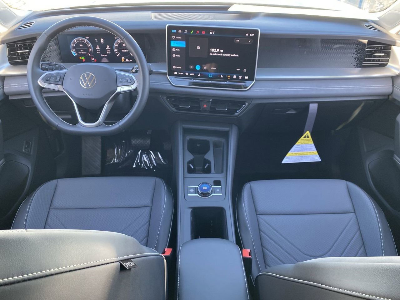 New 2026 Volkswagen Tiguan SE image 11