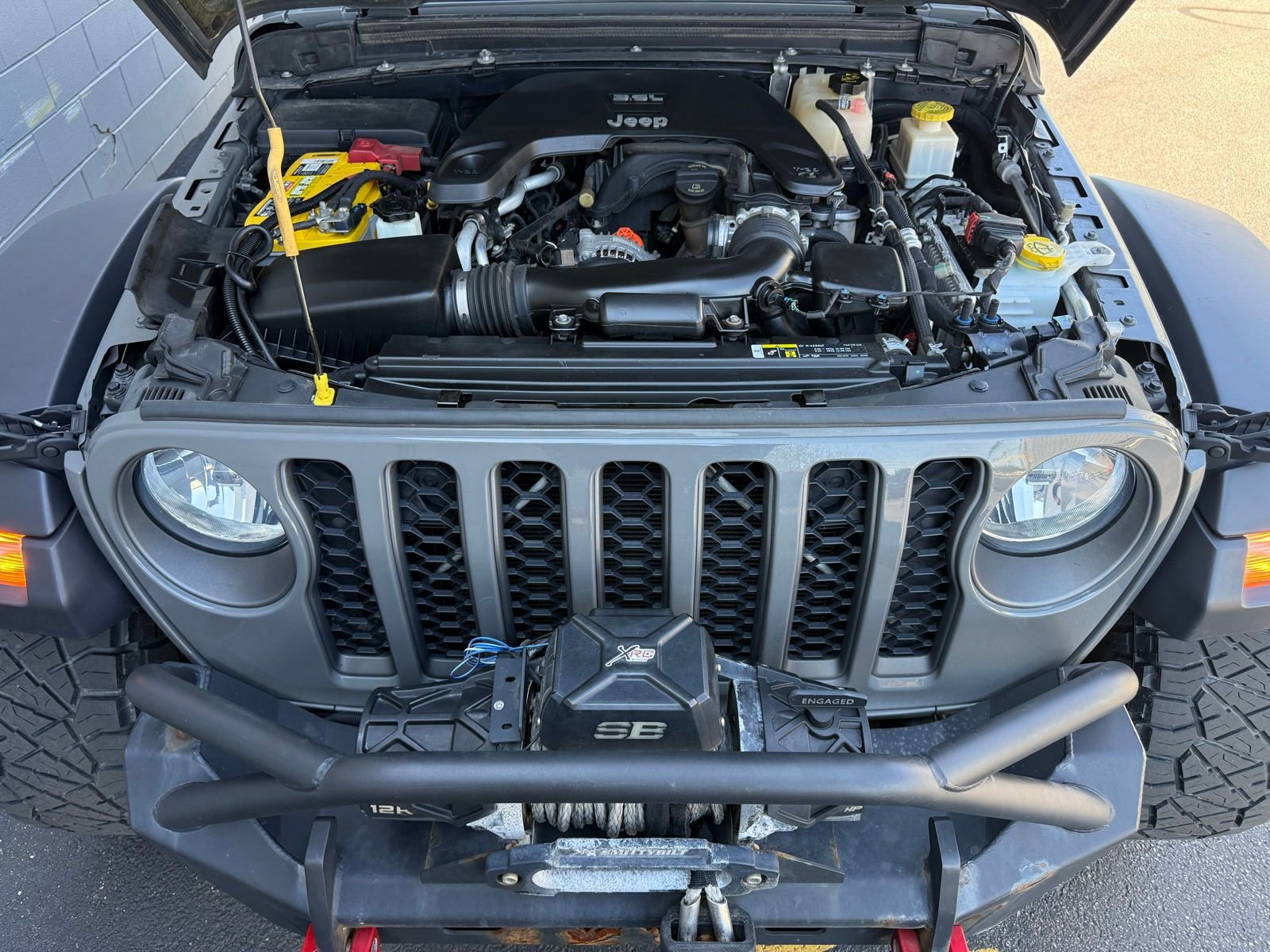 Used 2020 Jeep Gladiator Rubicon w/ Cold Weather Group AWD/4WD image 35