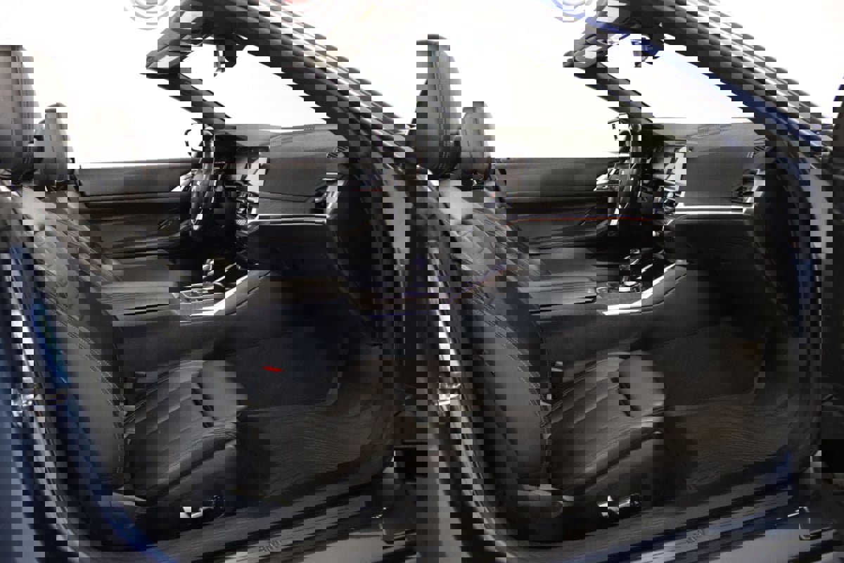 Used 2021 BMW 430i Convertible w/ Premium Package image 57