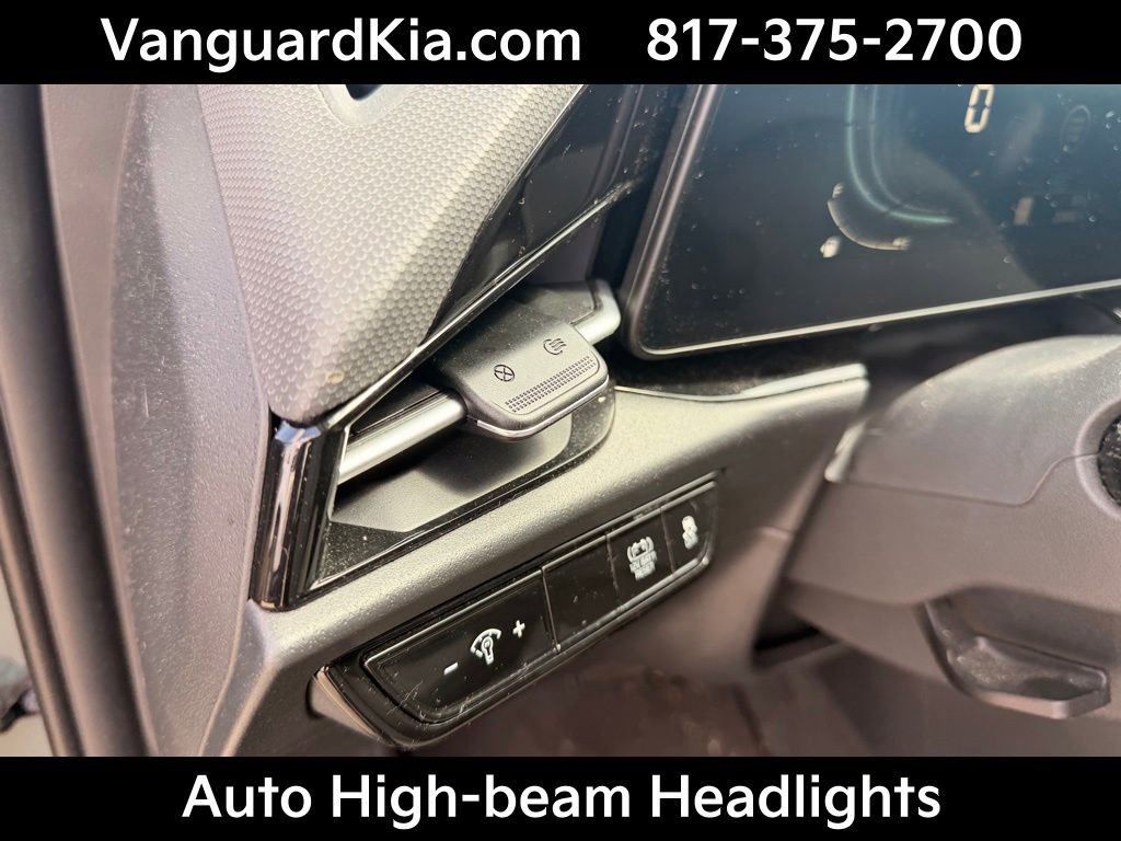 Certified 2024 Kia Niro EX image 16