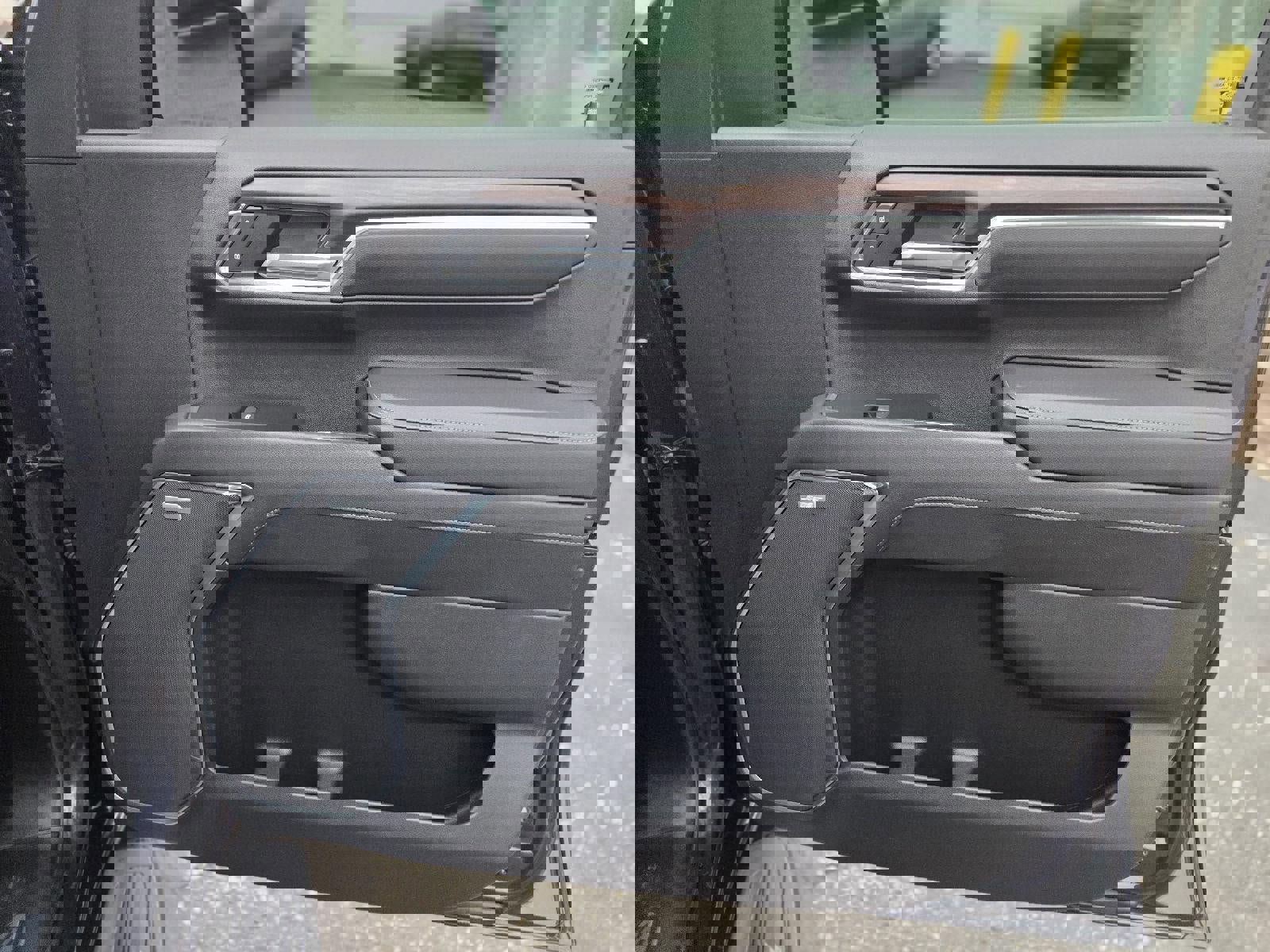 Certified 2022 GMC Sierra 1500 SLT w/ SLT Premium Plus Package image 36