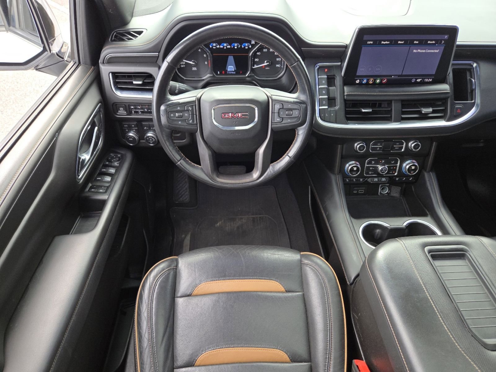 Used 2021 GMC Yukon AT4 w/ Technology Package image 30