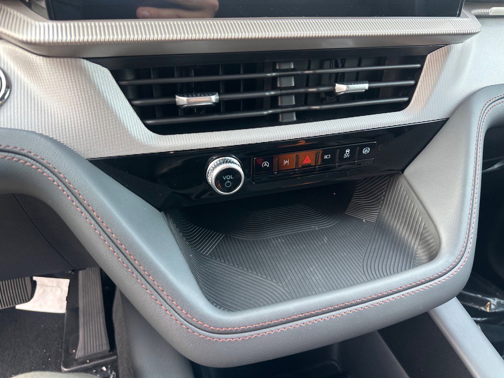 New 2026 Ford Explorer Active image 19