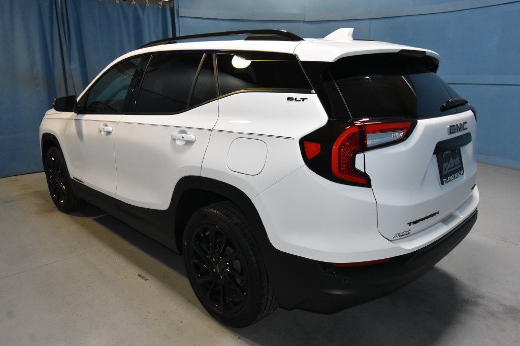 Used 2024 GMC Terrain SLT w/ Tech Package AWD/4WD image 30