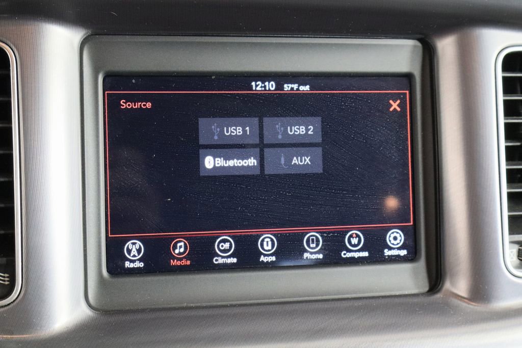 Used 2020 Dodge Charger SXT image 27