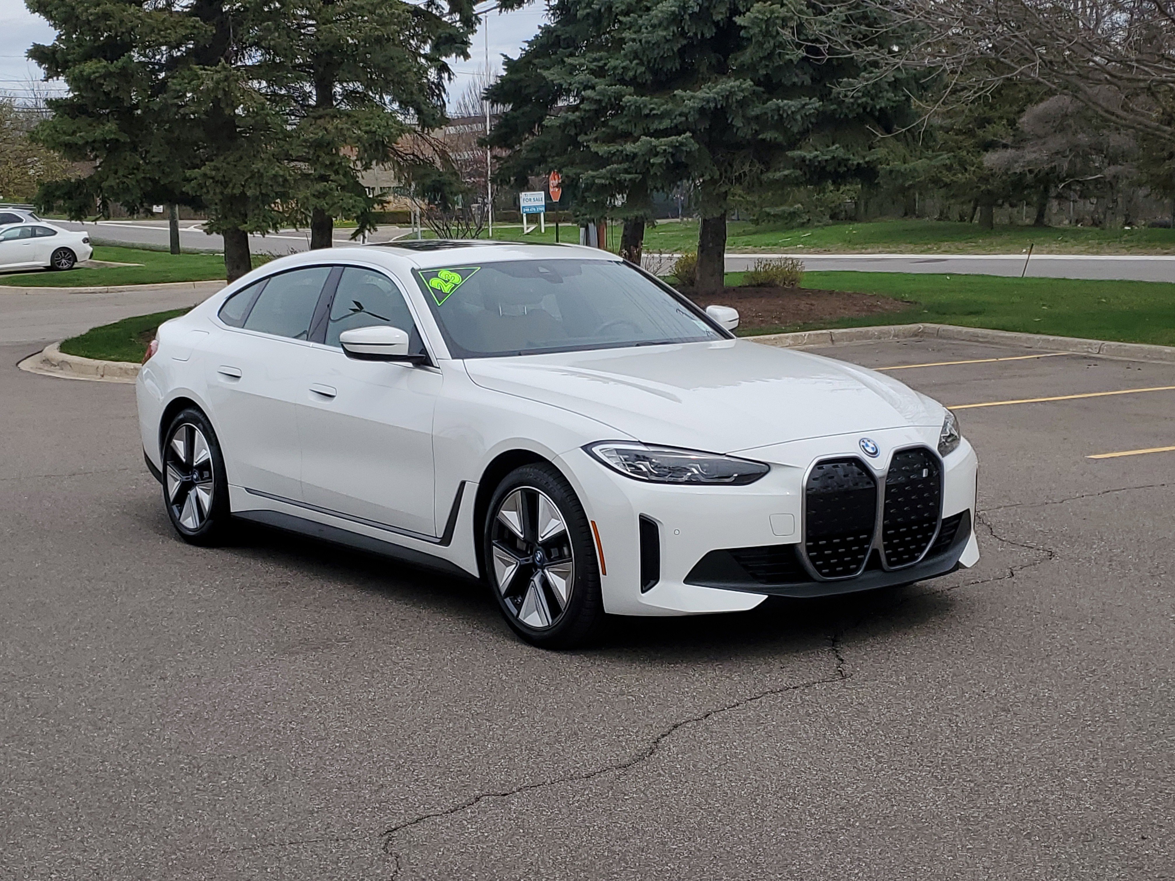 Certified 2023 BMW i4 eDrive35 w/ Premium Package RWD image 4