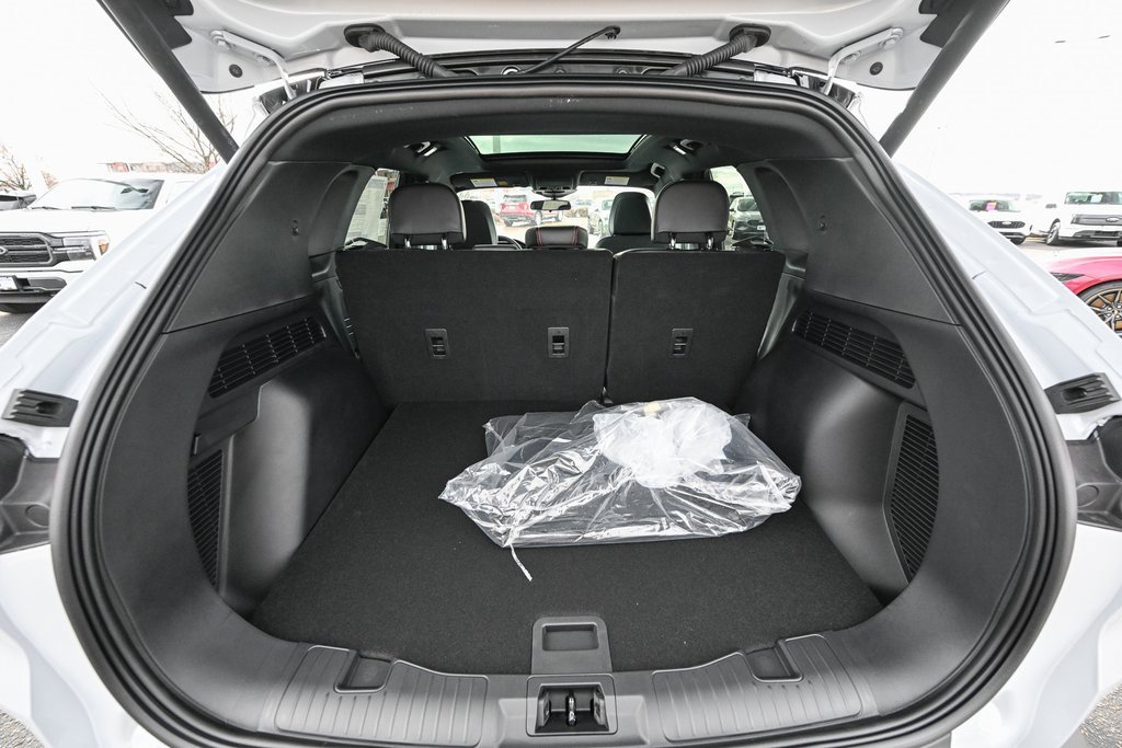 New 2026 Ford Escape ST-Line Select w/ Equipment Group 401A image 13