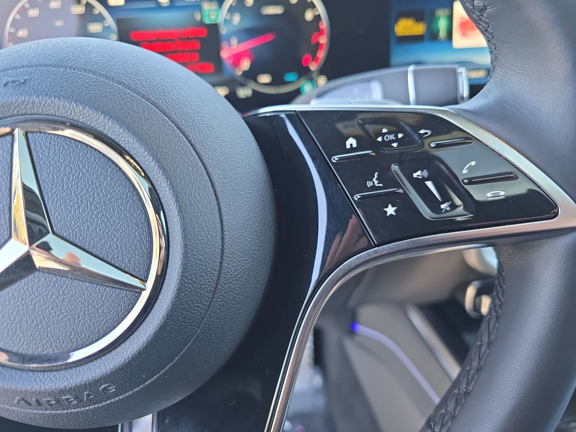 Certified 2025 Mercedes-Benz G 550 G 550 image 17