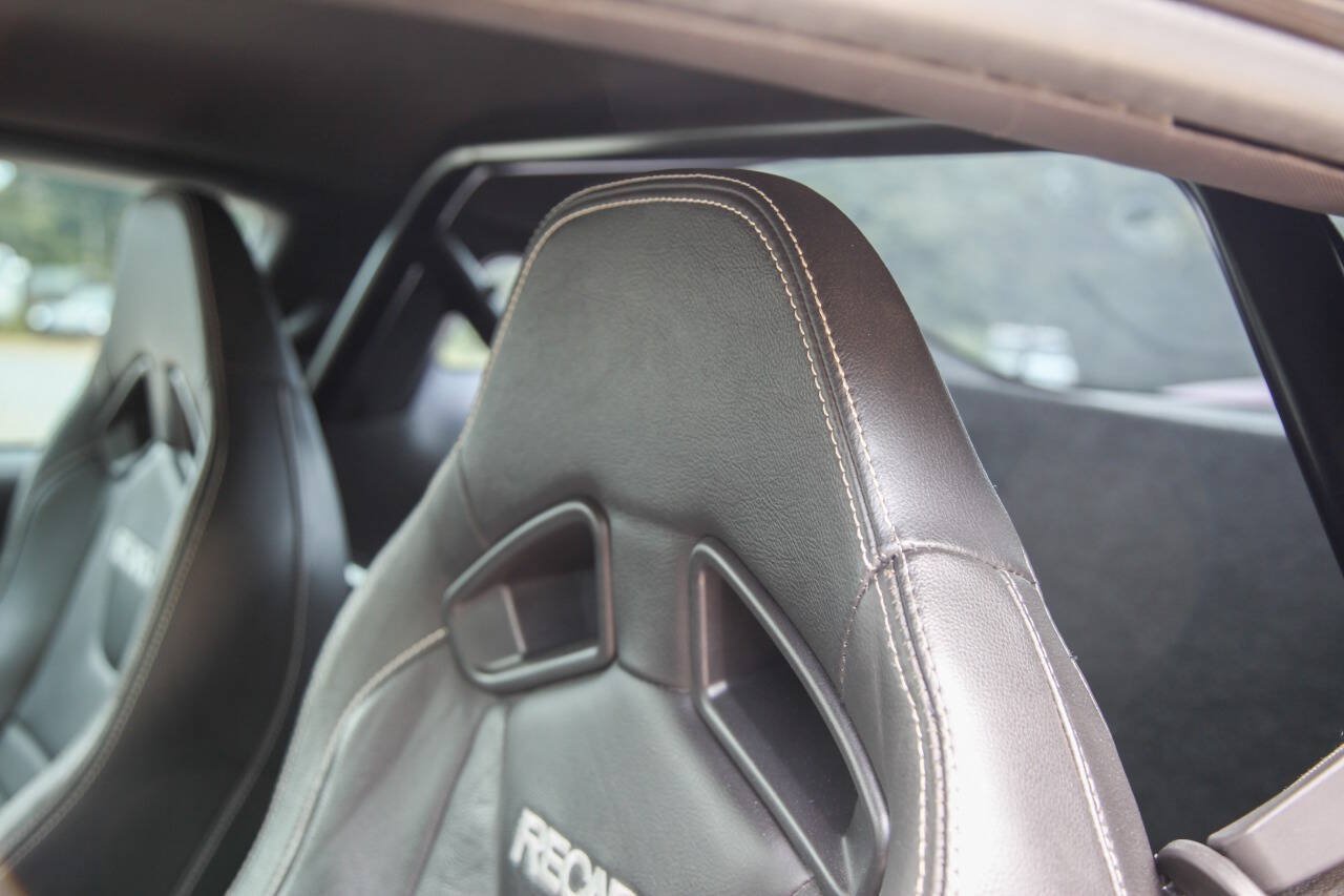 Used 2011 Ford Mustang GT Premium w/ Electronics Pkg RWD image 45