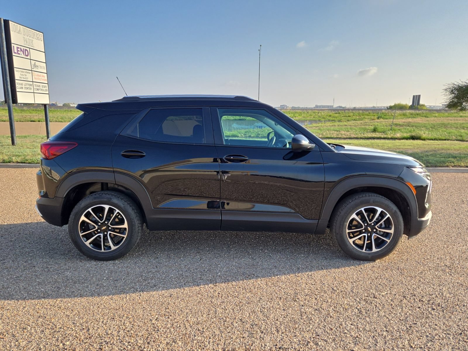 Used 2024 Chevrolet TrailBlazer LT AWD/4WD image 6