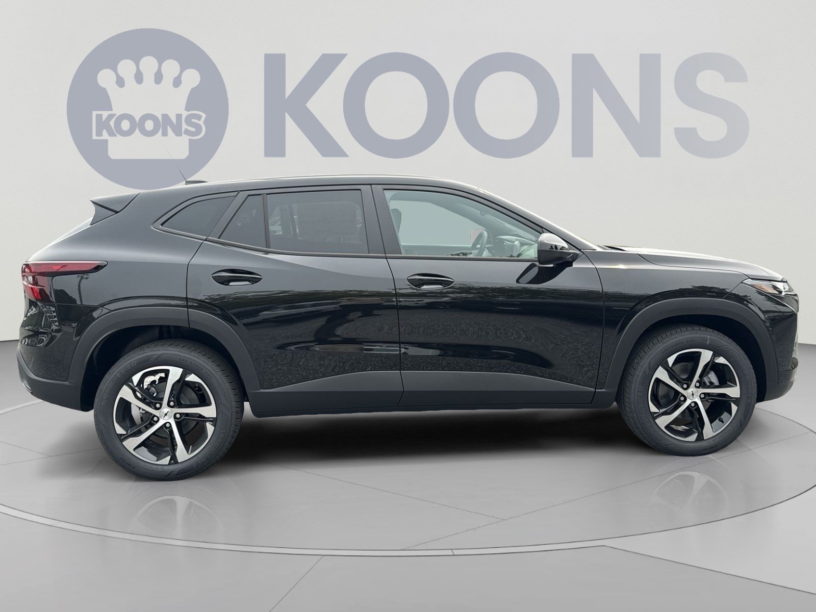 New 2026 Chevrolet Trax RS w/ Driver Confidence Package FWD image 5