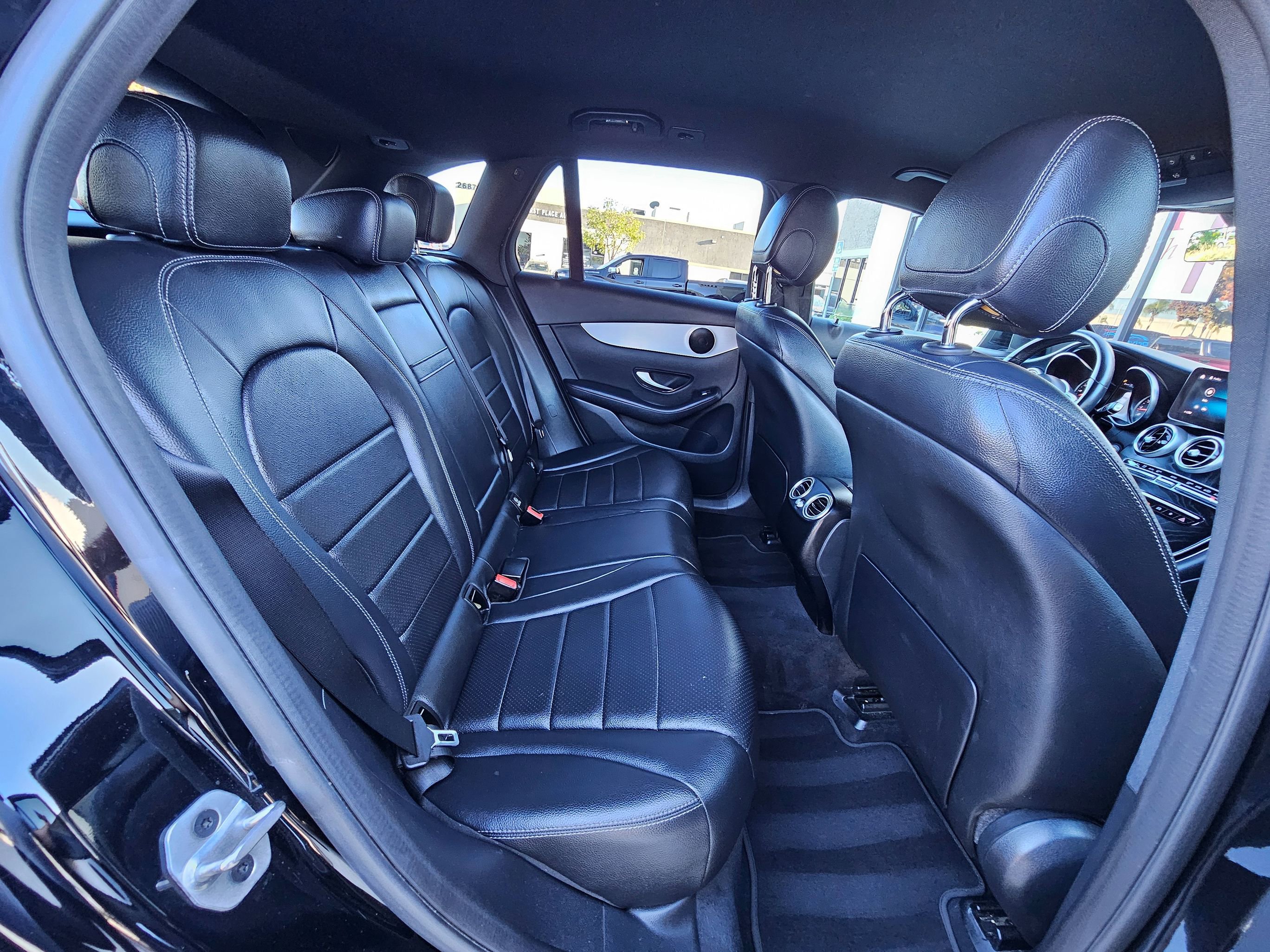 Used 2022 Mercedes-Benz GLC 300 image 22