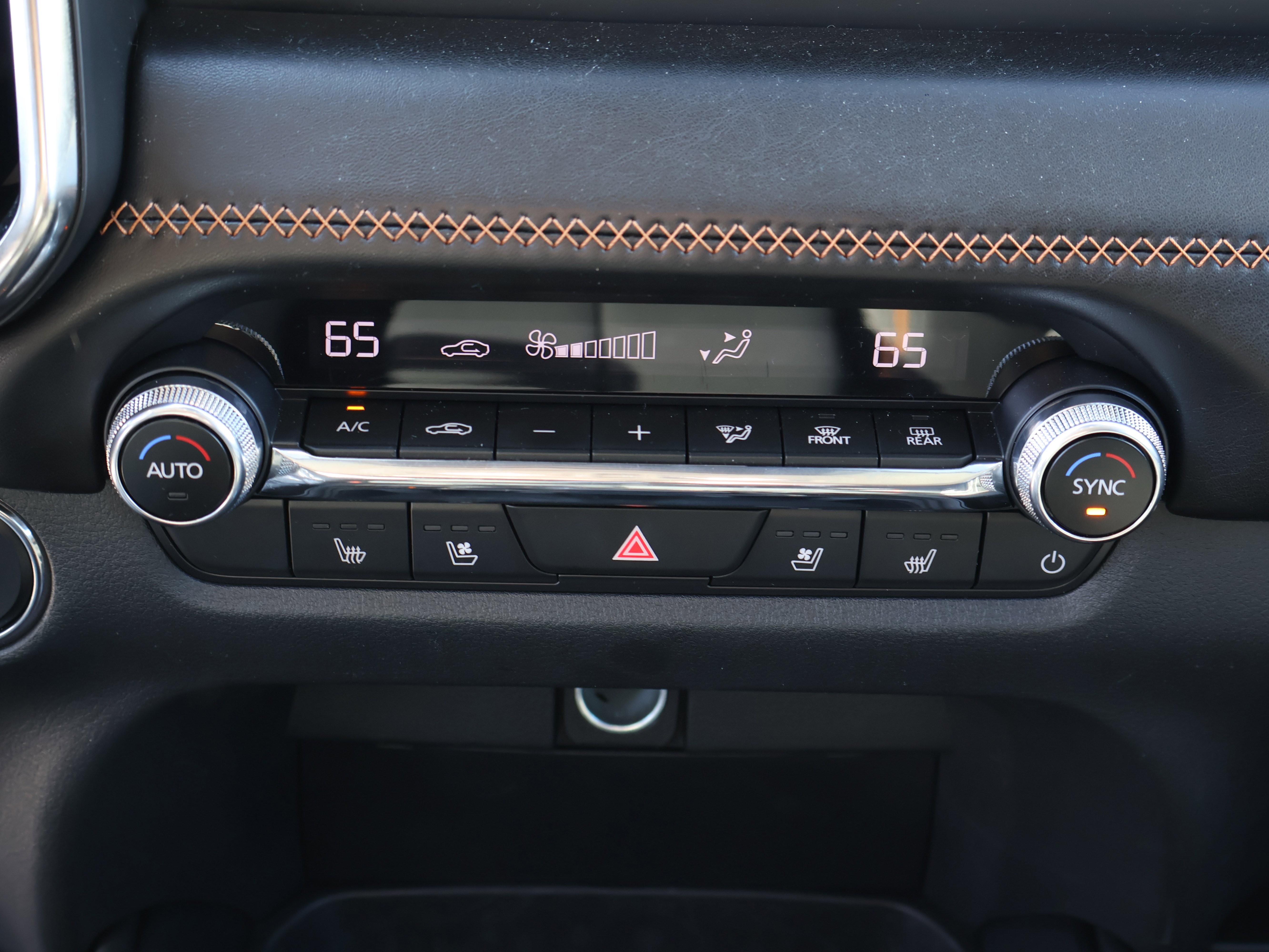 Certified 2025 MAZDA CX-50 2.5 Hybrid w/ Premium Plus Pkg image 27