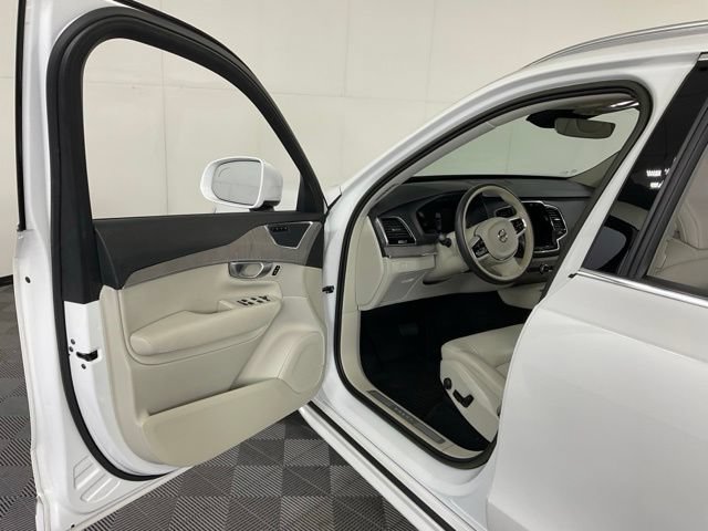 Certified 2023 Volvo XC90 B6 Plus w/ Protection Package Premier AWD/4WD image 26
