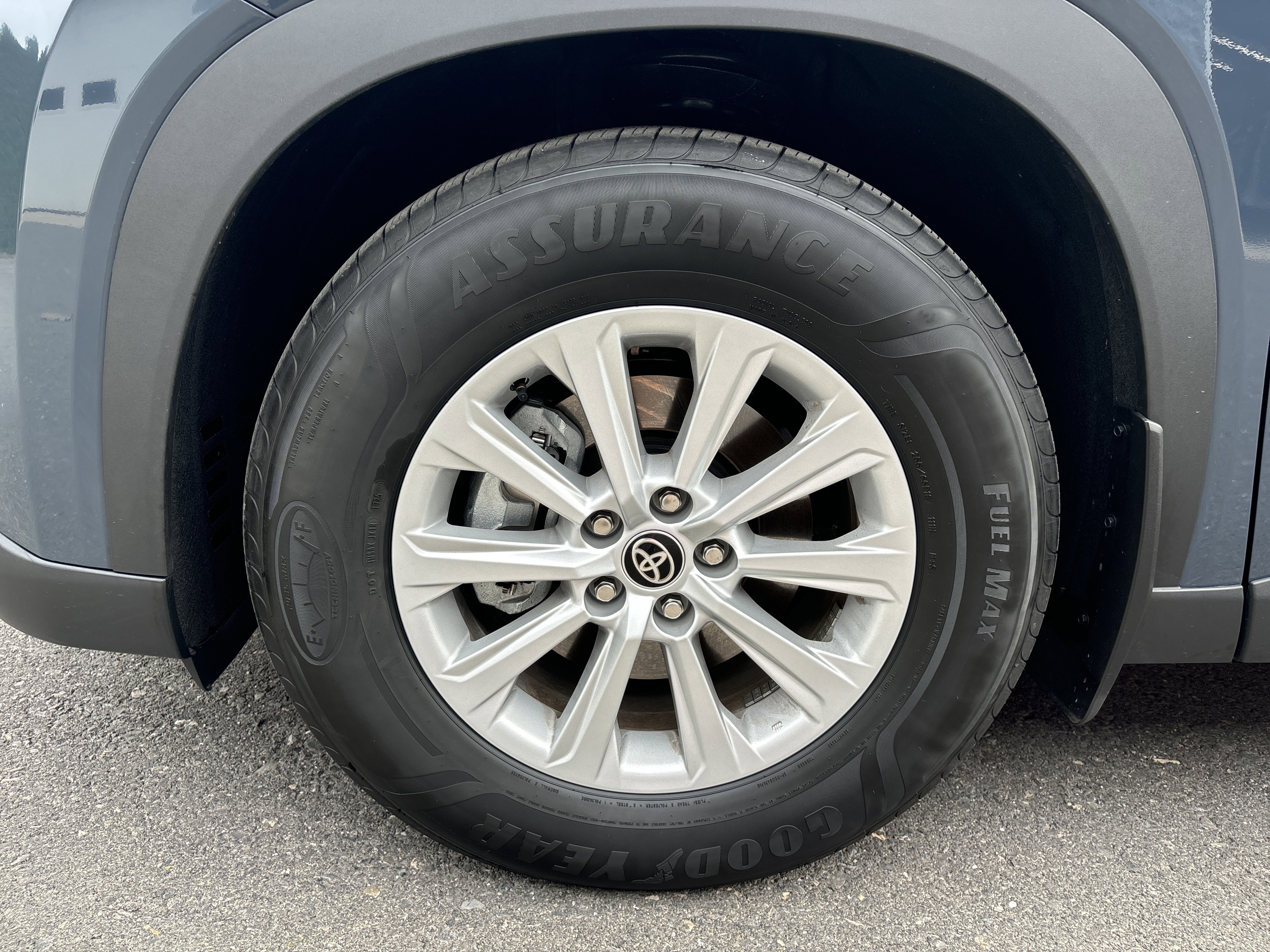 Certified 2025 Toyota Grand Highlander FWD image 11