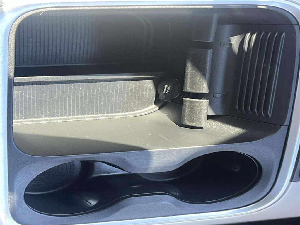 Used 2017 RAM 2500 SLT w/ Luxury Group image 21