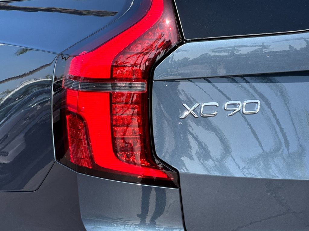New 2026 Volvo XC90 T8 Plus image 27